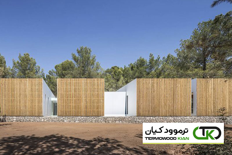چوب ترموود در آب و هوای مدیترانه‌ای، عوامل زیستی